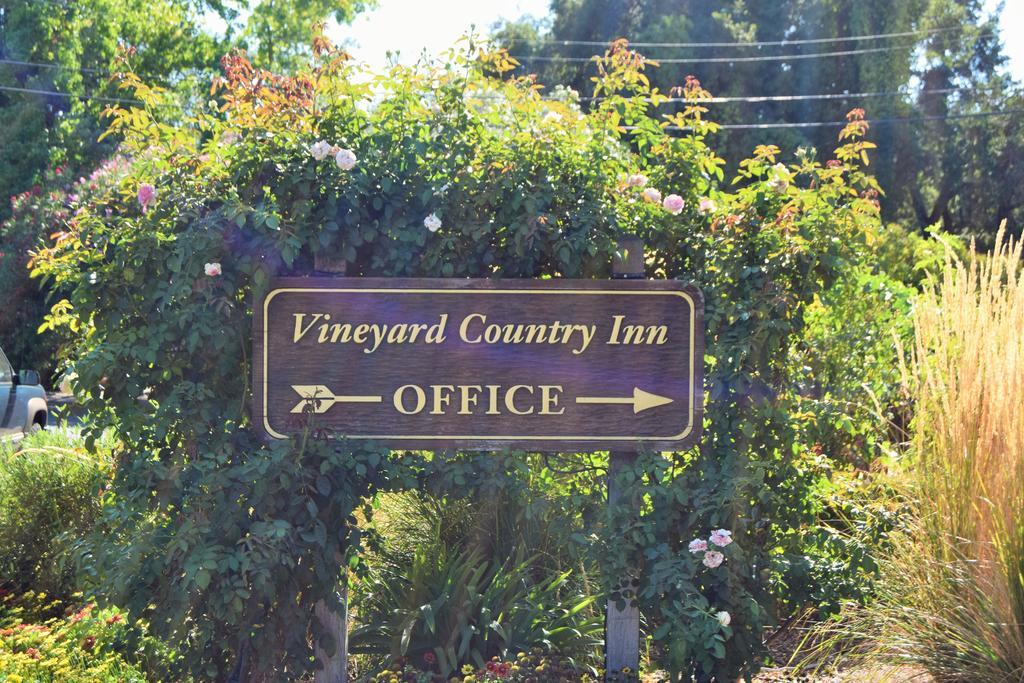 Vineyard Country Inn St. Helena Dış mekan fotoğraf